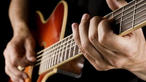 Guitar lessons (classical and pop) in Toronto